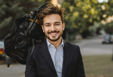 découvrez comment préparer un café glacé (cold brew) parfait chez vous avec votre cafetière grâce à nos astuces simples et rapides pour un goût frais et intense.