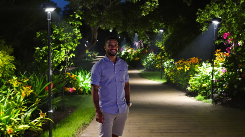 découvrez nos spots solaires puissants pour jardin, offrant une illumination durable toute la nuit grâce à une énergie 100% naturelle et renouvelable.